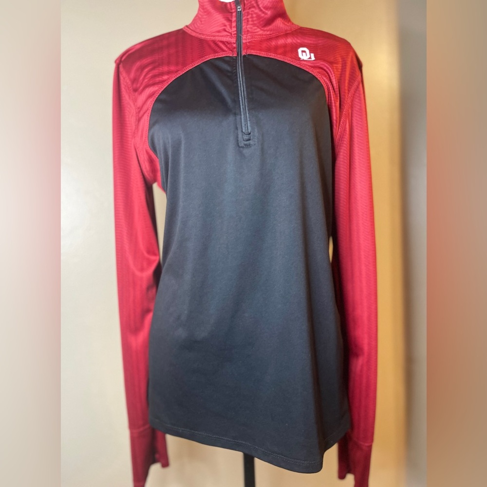 Columbia Active wear Univ of Oklahoma  Logo Dri-Fit sz XL (runs small)